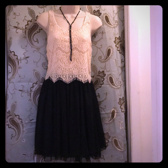 Beige and Black playful‎ cocktail dress size M - Picture 1 of 8